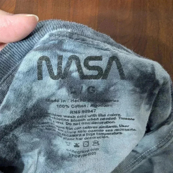 2/$10 NASA Tye dye T Shirt - Picture 4 of 5